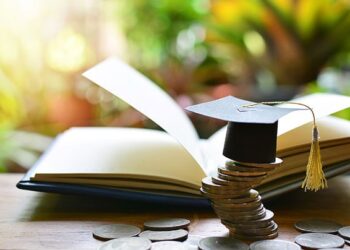 Your College Compass: A Student Loan Guide